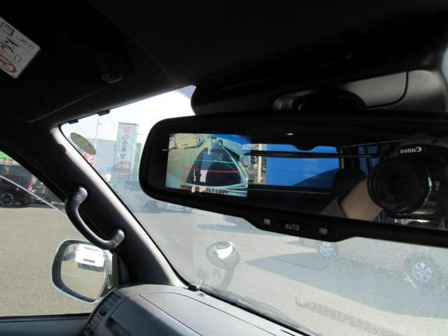 U00048390379_50_001.jpg