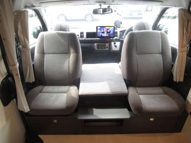 U00047862199_7_001.jpg