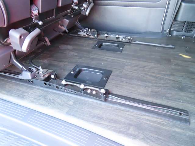 U00047288001_52_001.jpg