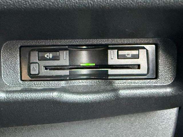 U00048053100_9_001.jpg