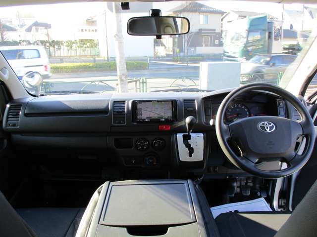 U00047818677_10_001.jpg