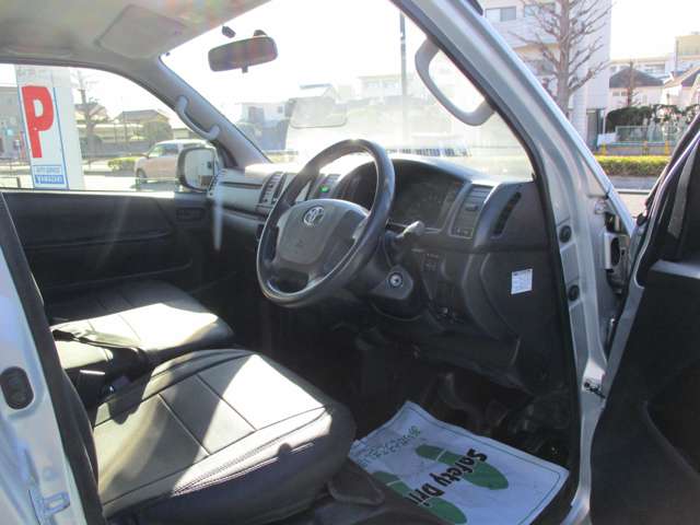 U00047818677_31_001.jpg