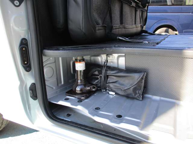 U00047818677_41_001.jpg