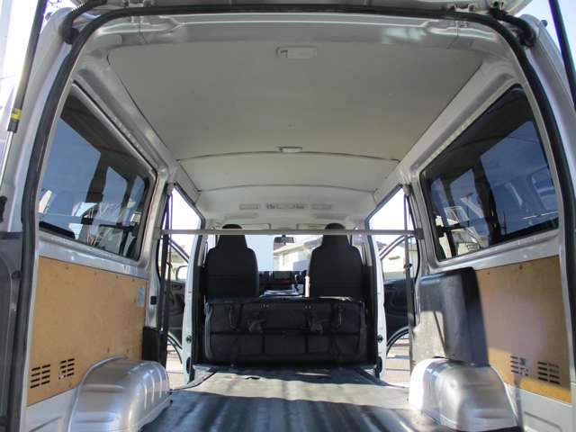 U00047818677_46_001.jpg