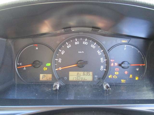 U00047818677_8_001.jpg