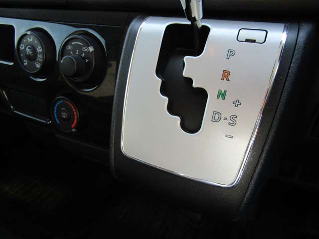 U00048172109_37_001.jpg