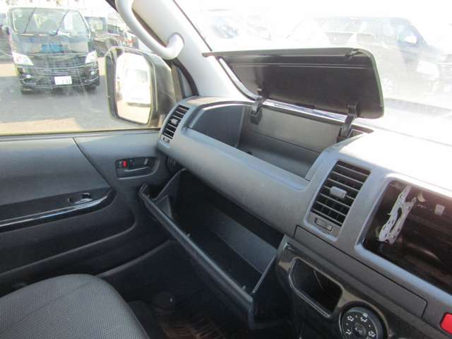 U00048172109_40_001.jpg