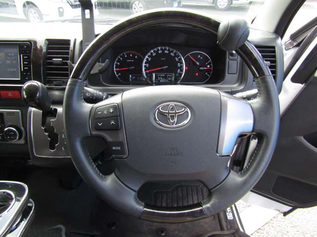 U00048338403_36_001.jpg