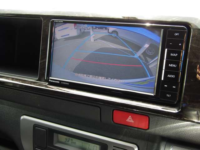 U00048338403_43_001.jpg