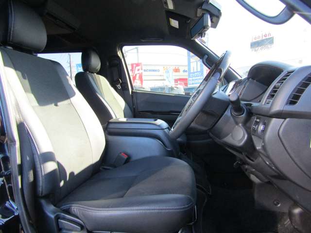 U00047441874_31_001.jpg