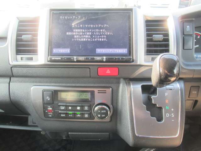 U00048406866_57_001.jpg