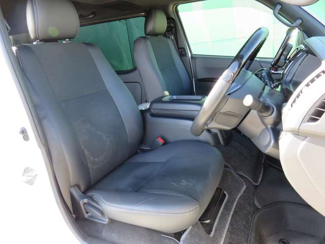 U00048177105_19_001.jpg