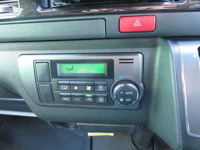 U00048177105_33_001.jpg