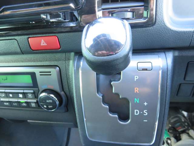 U00048177105_43_001.jpg
