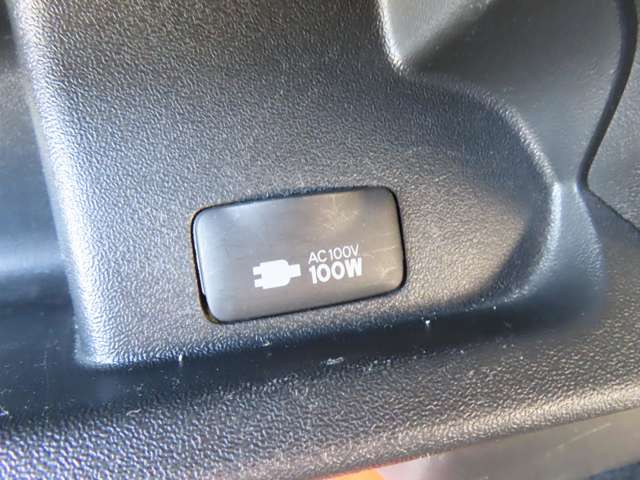 U00048114132_16_001.jpg