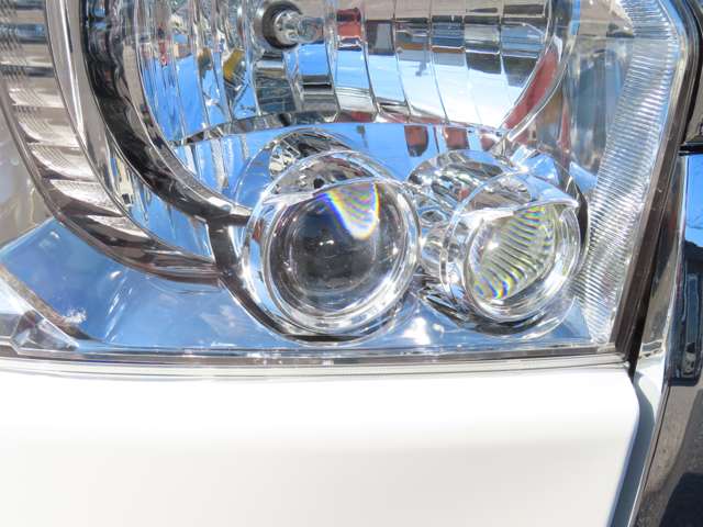 U00048114132_71_001.jpg