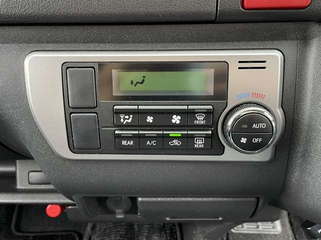 U00048208053_64_001.jpg