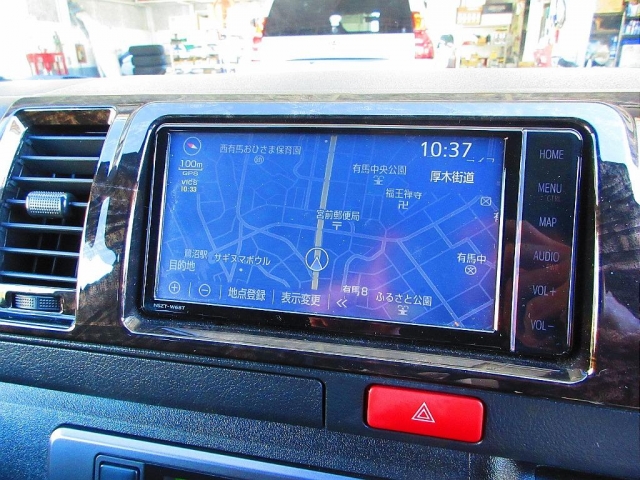 UZ0047952679_6_001.jpg