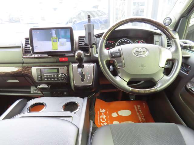 U00048417027_12_001.jpg