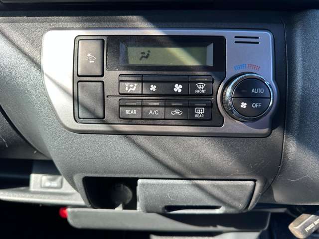 U00048122386_36_001.jpg