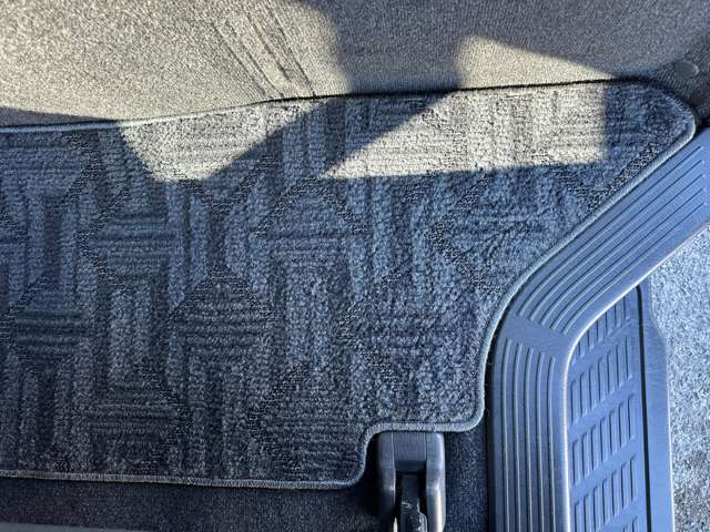 U00048122386_54_001.jpg