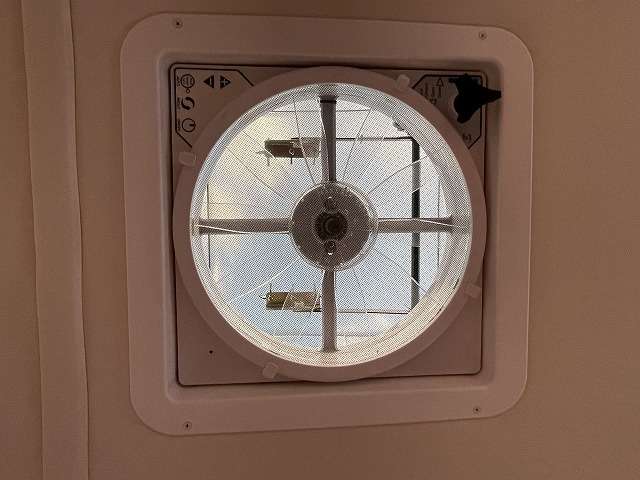 U00047899158_15_002.jpg