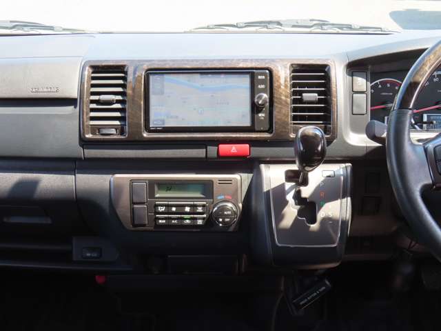 U00048540563_11_001.jpg