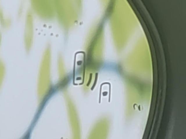UZ0048186247_53_001.jpg