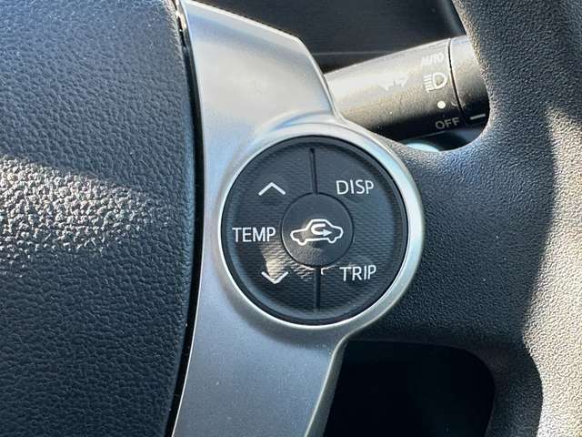 UZ0047386942_33_002.jpg