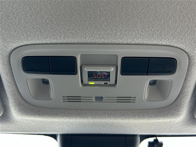 UZ0047482905_19_002.jpg