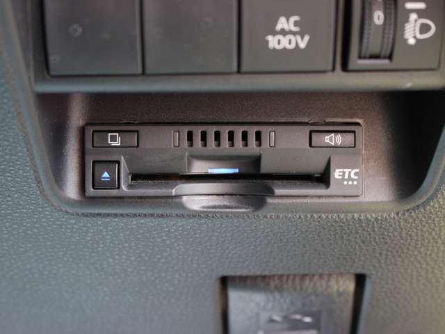U00046545254_15_003.jpg