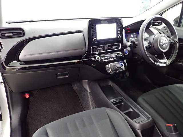 UJ0048472290_40_001.jpg