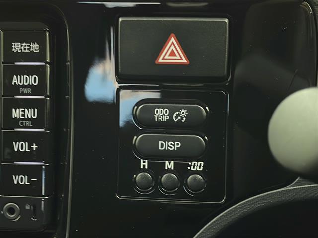 UZ0047968720_16_002.jpg