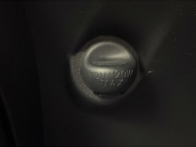 UZ0047968720_17_002.jpg