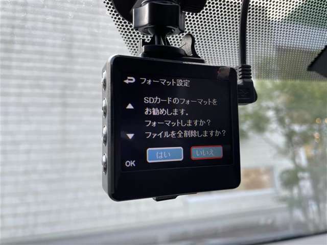 UZ0047756665_5_002.jpg