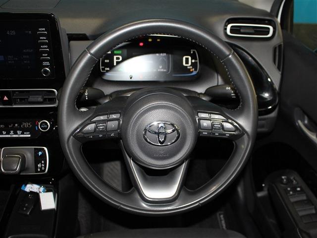 UJ0048343620_17_001.jpg