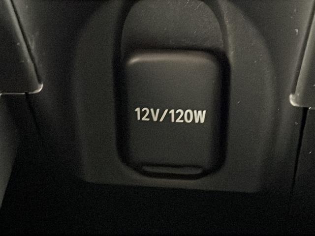 UZ0048213876_41_003.jpg
