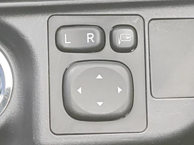 UZ0047857643_37_001.jpg