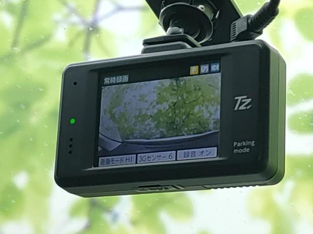 UZ0047857643_53_001.jpg