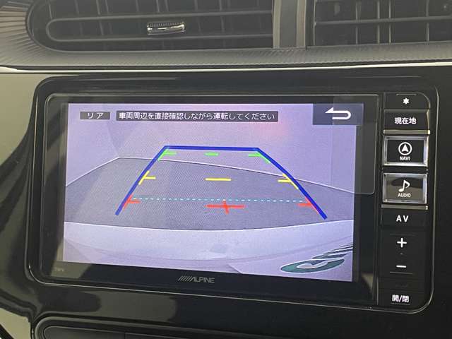 UZ0047325138_52_002.jpg