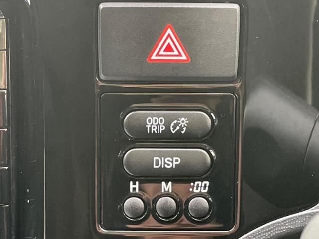 UZ0048229829_40_001.jpg