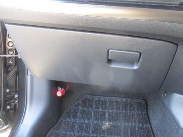 U00046537131_70_001.jpg