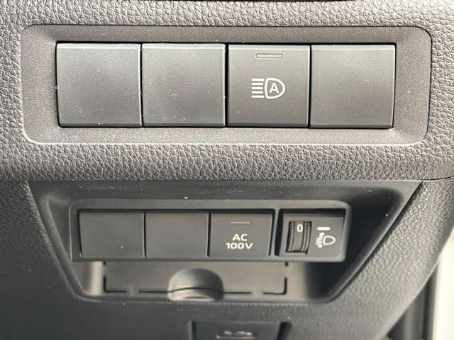 U00047879323_33_001.jpg