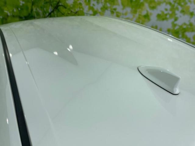 UZ0048356607_58_001.jpg