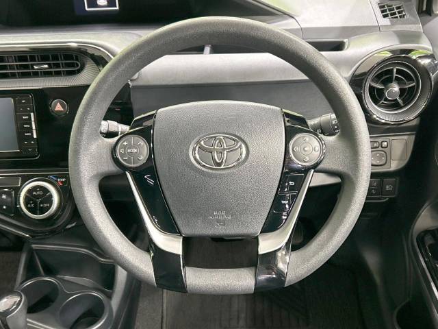 UZ0048265918_10_001.jpg