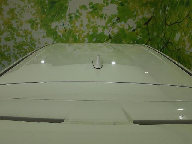 UZ0048263328_58_001.jpg