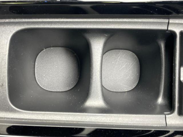 UZ0048416648_47_001.jpg