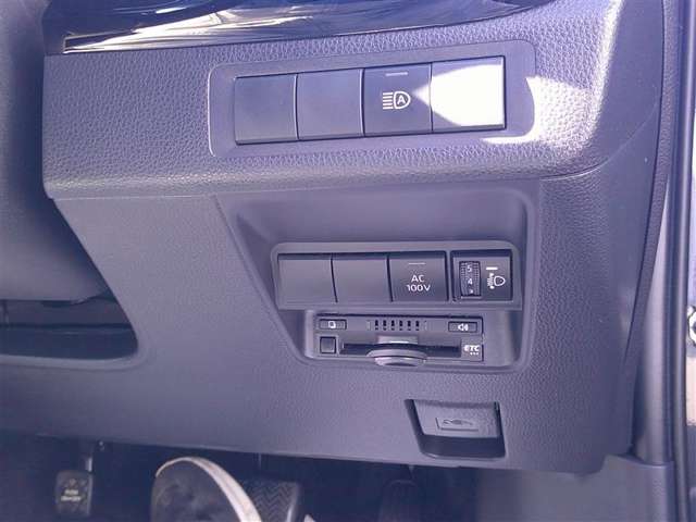 U00047561283_11_001.jpg