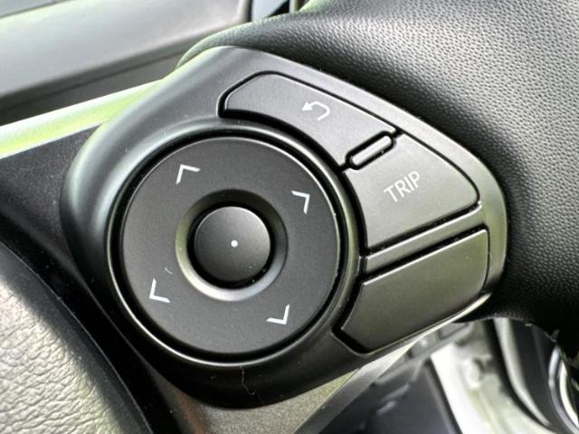 UZ0048229727_45_001.jpg