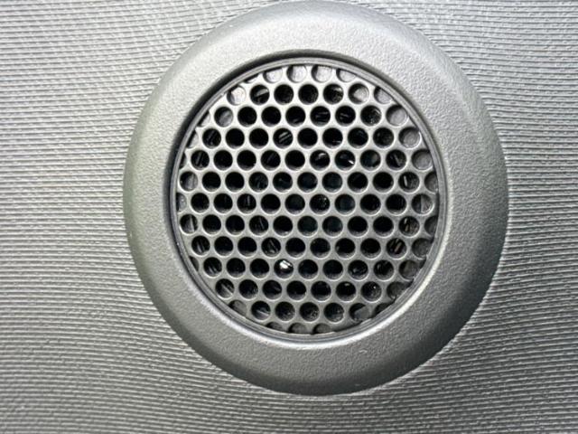UZ0048229727_55_001.jpg